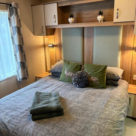 Woodpecker Lodge, Camelot Holiday Park, Ca6 5Sz Карлайл Екстериор снимка