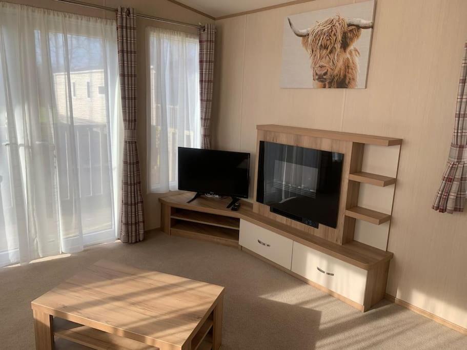 Woodpecker Lodge, Camelot Holiday Park, Ca6 5Sz Карлайл Екстериор снимка
